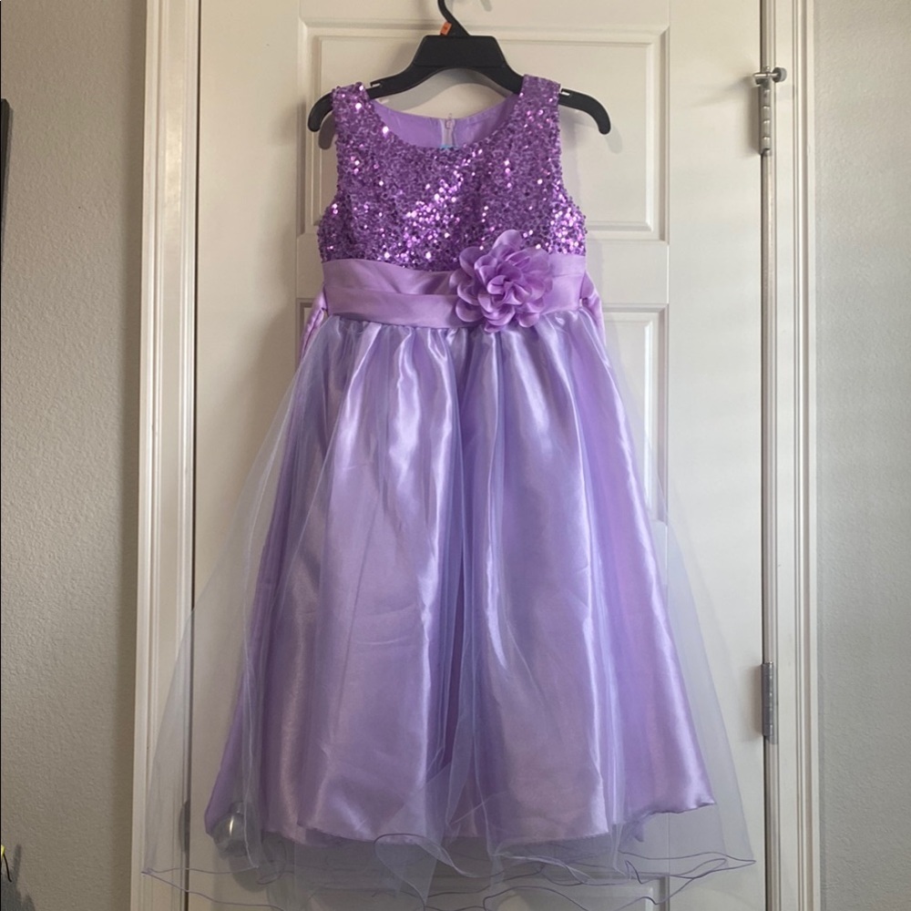 🚨🚨🚨NEVER WORN Lavender Sequin Kids Dress